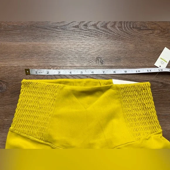 Offline Yellow Leggings NWT - Picture 7 of 7